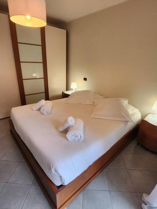Appartement Ambassadeur Mentone Esterno foto