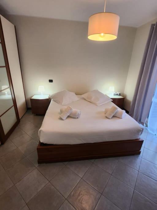 Appartement Ambassadeur Mentone Esterno foto