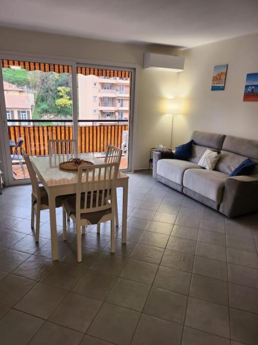 Appartement Ambassadeur Mentone Esterno foto